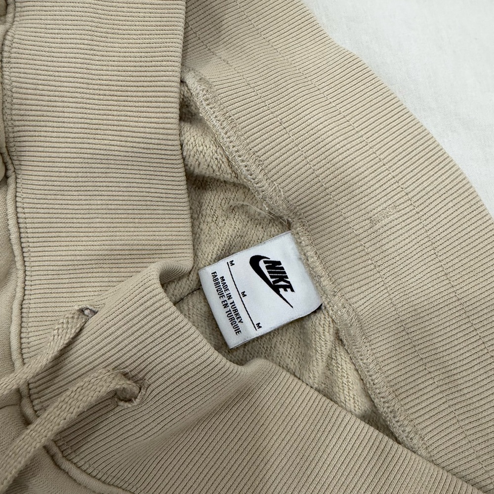 Nike Sweatpants - Picture 2 of 2